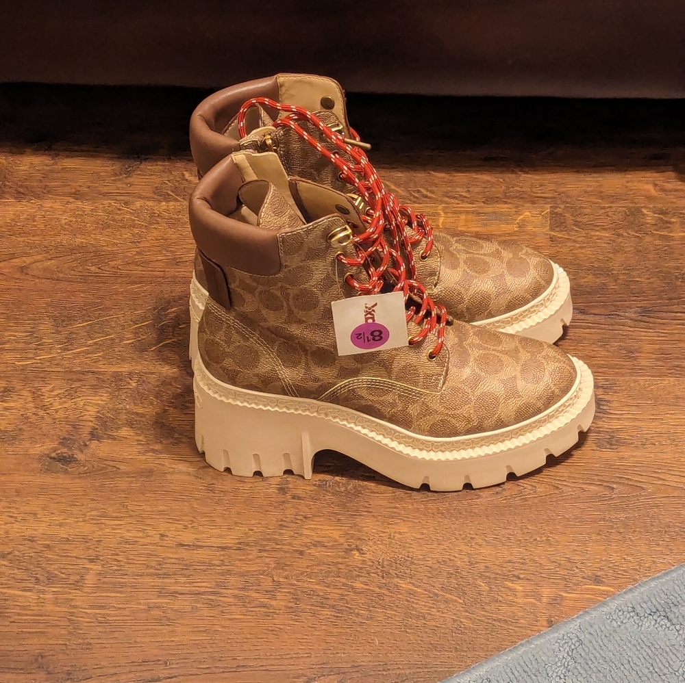 Coach Ainsley bootie